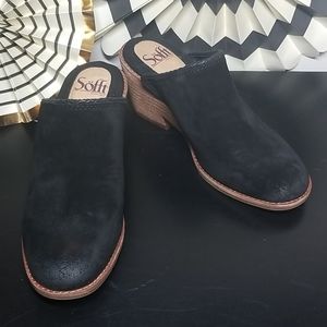 Sofft Suede Mule Booties size 6